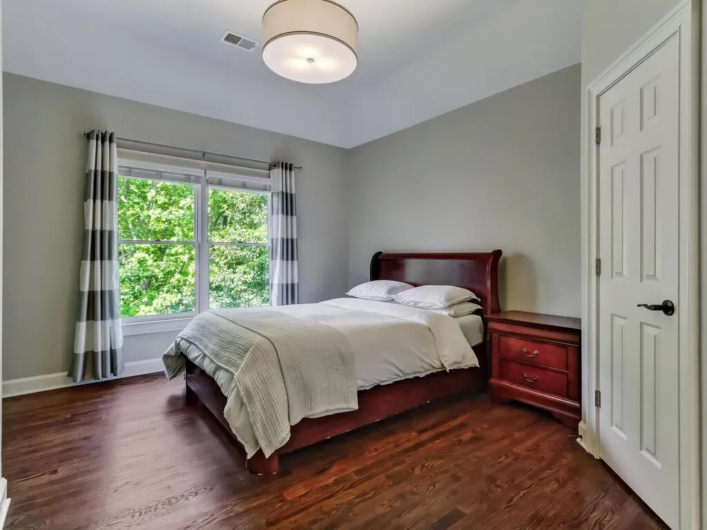 105 Trowbridge Road, Sandy Springs, Georgia 30350, 6 Bedrooms Bedrooms, ,5 BathroomsBathrooms,Residential,Sold,105 Trowbridge Road,7218234