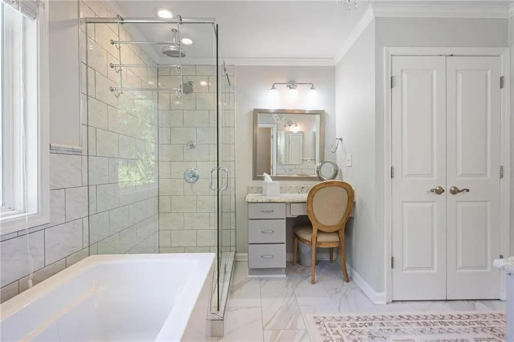 292 Eureka Drive Ne, Atlanta, Georgia 30305, 5 Bedrooms Bedrooms, ,3 BathroomsBathrooms,Residential,For Sale,292 Eureka Drive Ne,7654139