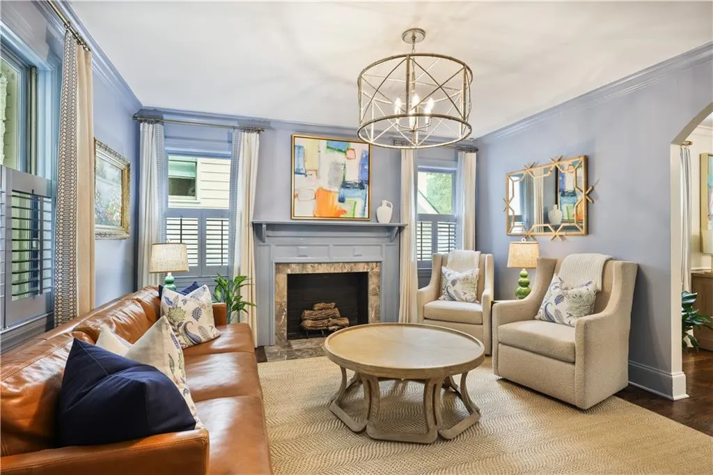 292 Eureka Drive Ne, Atlanta, Georgia 30305, 5 Bedrooms Bedrooms, ,3 BathroomsBathrooms,Residential,For Sale,292 Eureka Drive Ne,7654139