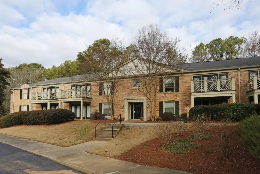 3650 Ashford Dunwoody Road Ne Unit 726, Brookhaven, Georgia 30319, 2 Bedrooms Bedrooms, ,1 BathroomBathrooms,Residential,Sold,3650 Ashford Dunwoody Road Ne Unit 726,5792875