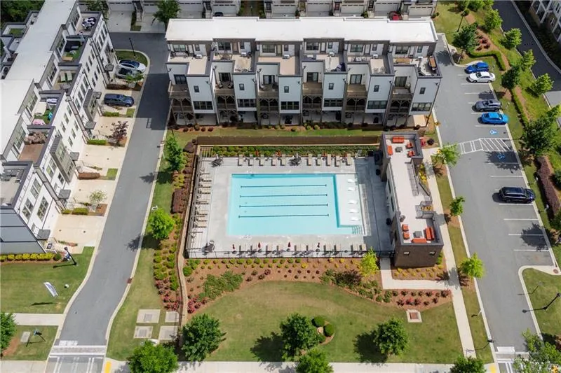 Bird's eye view of a pool area