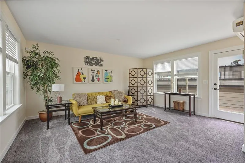 Loft on 4th Floor