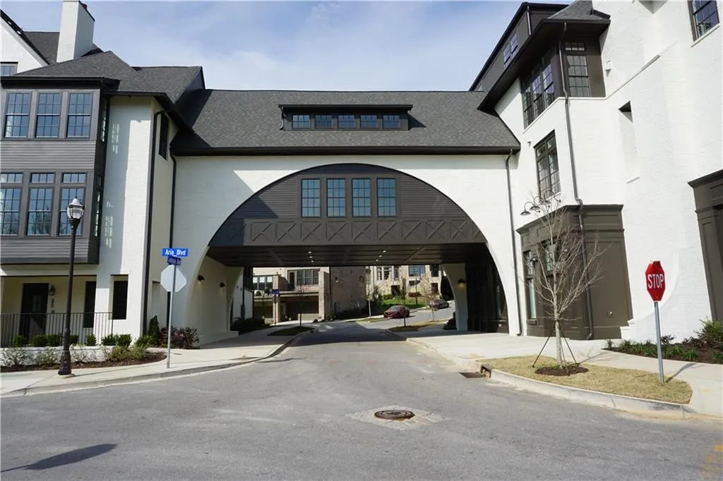 6707 Cadence Boulevard, Sandy Springs, Georgia 30328, 2 Bedrooms Bedrooms, ,2 BathroomsBathrooms,Residential,Sold,6707 Cadence Boulevard,6687463