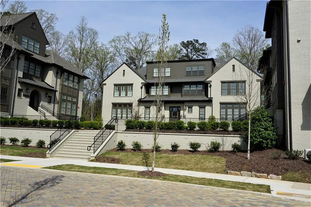 6707 Cadence Boulevard, Sandy Springs, Georgia 30328, 2 Bedrooms Bedrooms, ,2 BathroomsBathrooms,Residential,Sold,6707 Cadence Boulevard,6687463