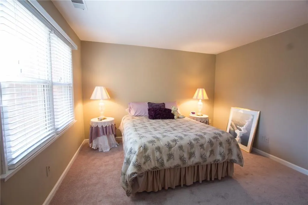 240 Dunwoody Creek Circle, Sandy Springs, Georgia 30350, 3 Bedrooms Bedrooms, ,2 BathroomsBathrooms,Residential,Sold,240 Dunwoody Creek Circle,5626088