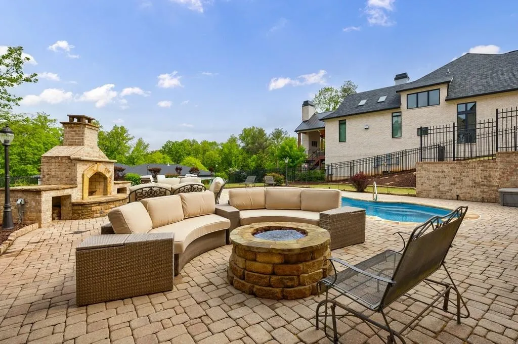 510 Belada Boulevard, Atlanta, Georgia 30342, 7 Bedrooms Bedrooms, ,7 BathroomsBathrooms,Residential,Sold,510 Belada Boulevard,7569046