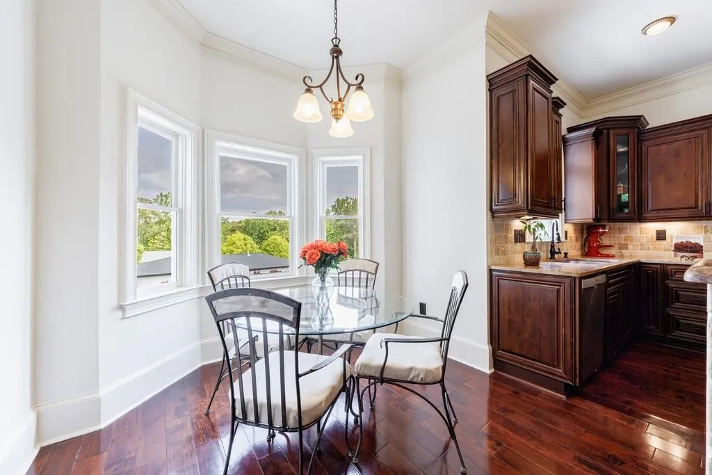 510 Belada Boulevard, Atlanta, Georgia 30342, 7 Bedrooms Bedrooms, ,7 BathroomsBathrooms,Residential,Sold,510 Belada Boulevard,7569046