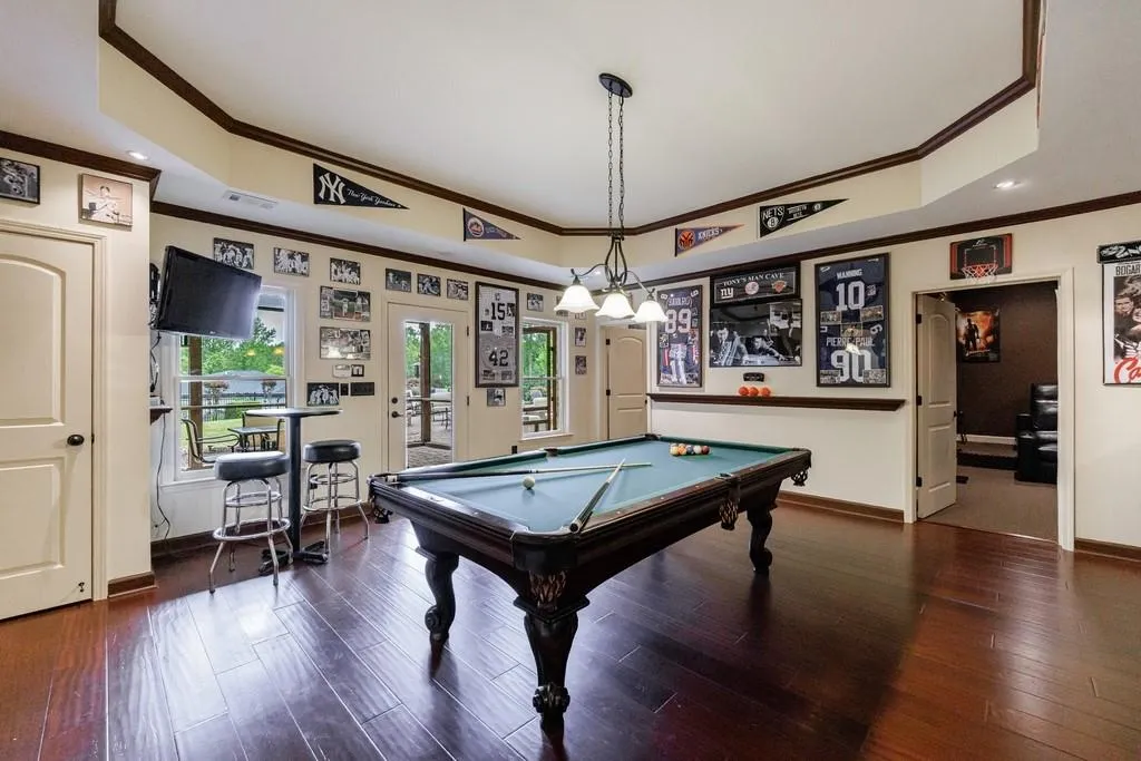 gym in basement