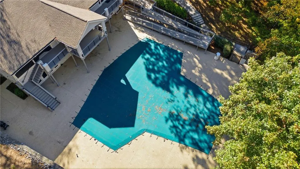 78 Dunwoody Springs Drive, Atlanta, Georgia 30328, 2 Bedrooms Bedrooms, ,2 BathroomsBathrooms,Residential,For Sale,78 Dunwoody Springs Drive,7669722