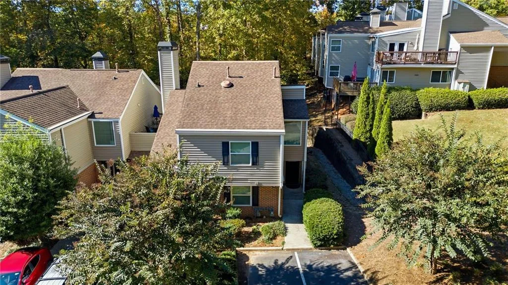 78 Dunwoody Springs Drive, Atlanta, Georgia 30328, 2 Bedrooms Bedrooms, ,2 BathroomsBathrooms,Residential,For Sale,78 Dunwoody Springs Drive,7669722