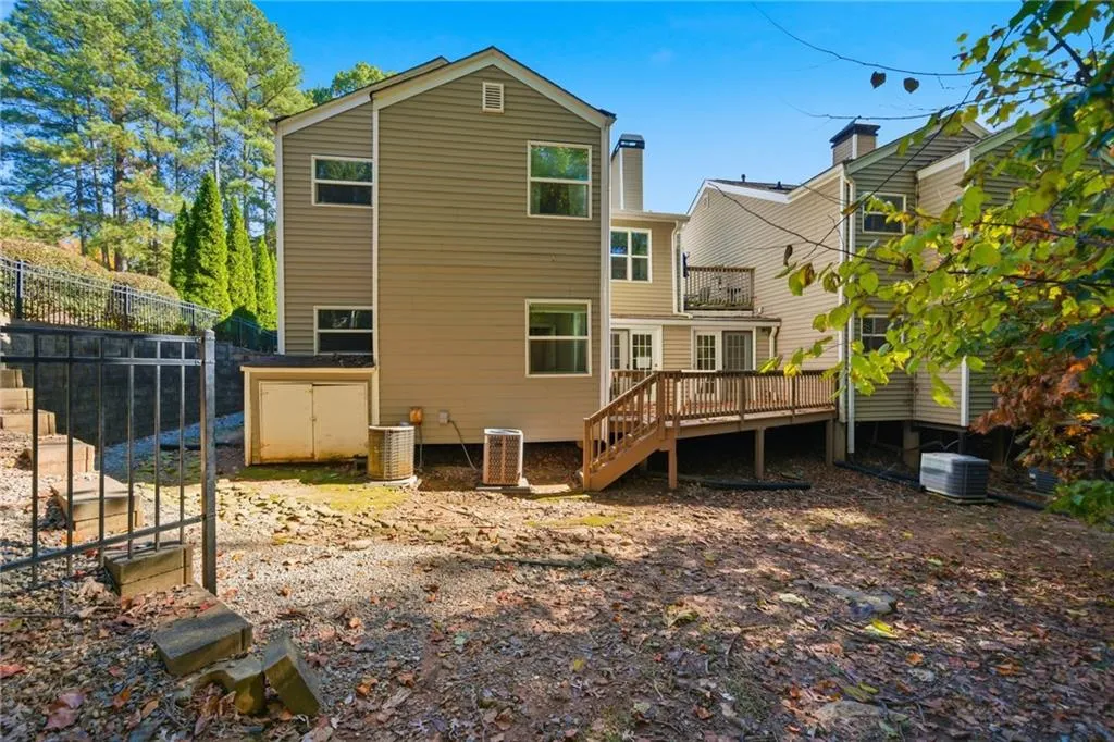 78 Dunwoody Springs Drive, Atlanta, Georgia 30328, 2 Bedrooms Bedrooms, ,2 BathroomsBathrooms,Residential,For Sale,78 Dunwoody Springs Drive,7669722