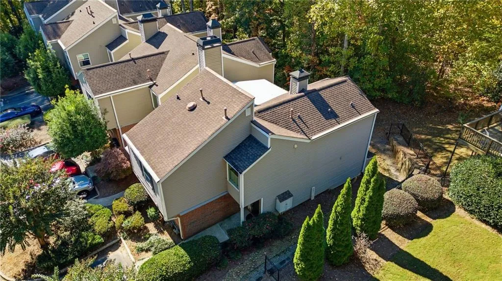 78 Dunwoody Springs Drive, Atlanta, Georgia 30328, 2 Bedrooms Bedrooms, ,2 BathroomsBathrooms,Residential,For Sale,78 Dunwoody Springs Drive,7669722