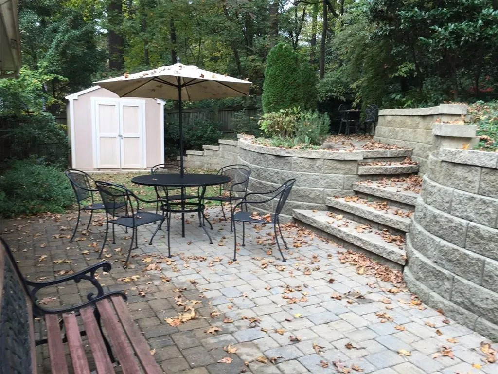 6555 Scott Valley Road, Atlanta, Georgia 30328, 3 Bedrooms Bedrooms, ,2 BathroomsBathrooms,Residential,Sold,6555 Scott Valley Road,5615186