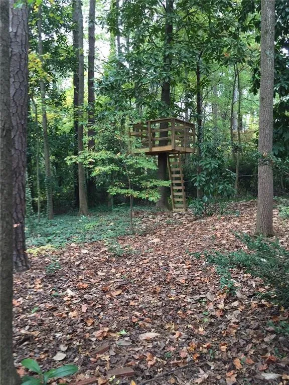 6555 Scott Valley Road, Atlanta, Georgia 30328, 3 Bedrooms Bedrooms, ,2 BathroomsBathrooms,Residential,Sold,6555 Scott Valley Road,5615186