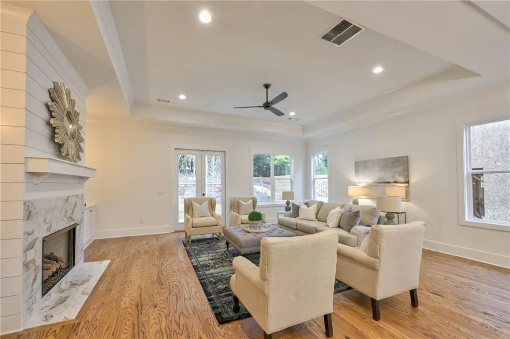 286 Green Hill Road, Sandy Springs, Georgia 30342, 4 Bedrooms Bedrooms, ,3 BathroomsBathrooms,Residential,Sold,286 Green Hill Road,7029908