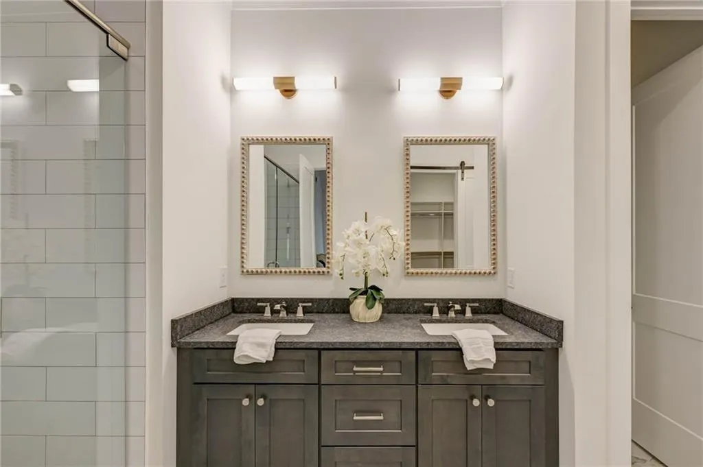 286 Green Hill Road, Sandy Springs, Georgia 30342, 4 Bedrooms Bedrooms, ,3 BathroomsBathrooms,Residential,Sold,286 Green Hill Road,7029908