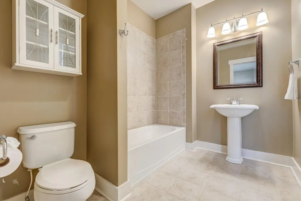 1110 River Vista Drive, Atlanta, Georgia 30339, 3 Bedrooms Bedrooms, ,3 BathroomsBathrooms,Residential,Sold,1110 River Vista Drive,6599671