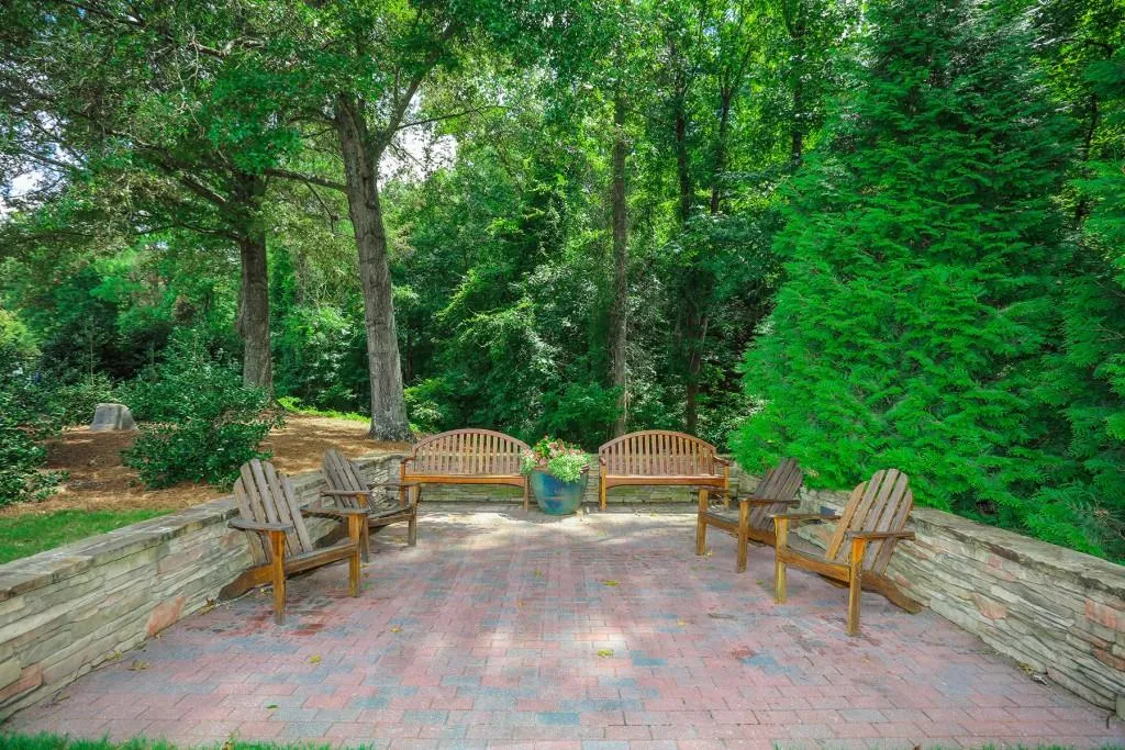 1110 River Vista Drive, Atlanta, Georgia 30339, 3 Bedrooms Bedrooms, ,3 BathroomsBathrooms,Residential,Sold,1110 River Vista Drive,6599671