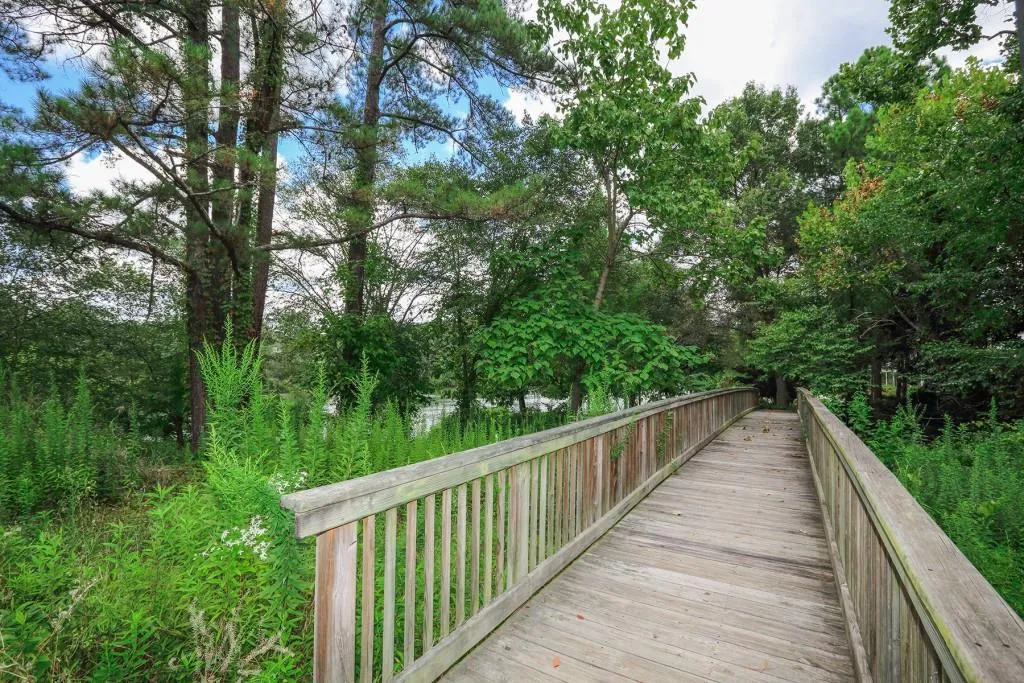 1110 River Vista Drive, Atlanta, Georgia 30339, 3 Bedrooms Bedrooms, ,3 BathroomsBathrooms,Residential,Sold,1110 River Vista Drive,6599671