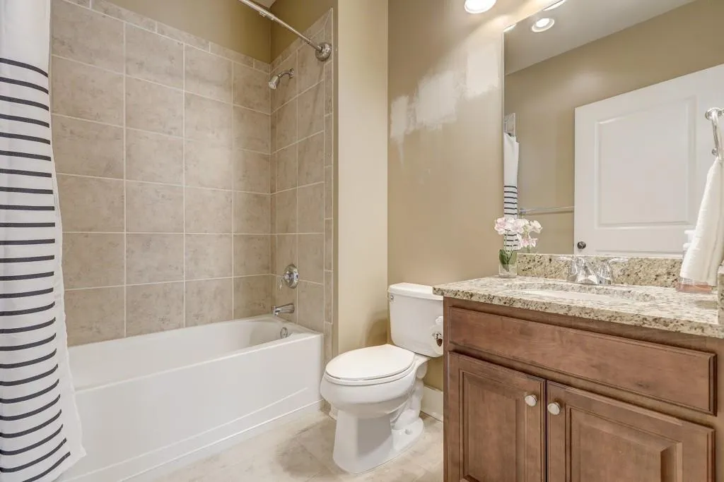1110 River Vista Drive, Atlanta, Georgia 30339, 3 Bedrooms Bedrooms, ,3 BathroomsBathrooms,Residential,Sold,1110 River Vista Drive,6599671