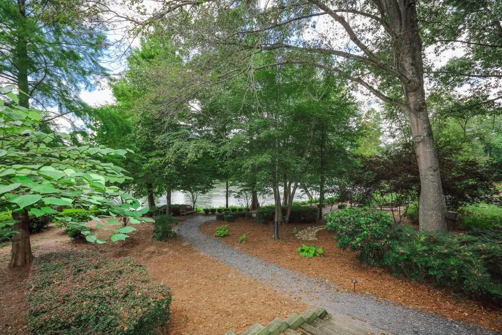 1110 River Vista Drive, Atlanta, Georgia 30339, 3 Bedrooms Bedrooms, ,3 BathroomsBathrooms,Residential,Sold,1110 River Vista Drive,6599671