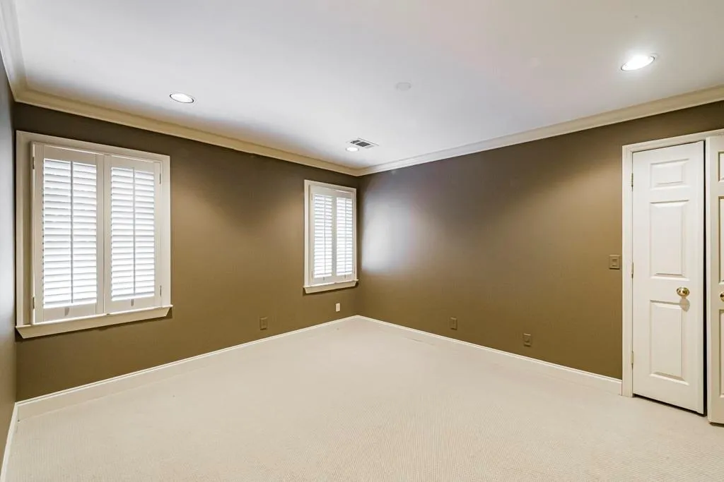 5475 E Idlewood Lane, Sandy Springs, Georgia 30327, 3 Bedrooms Bedrooms, ,3 BathroomsBathrooms,Residential,Sold,5475 E Idlewood Lane,6681000