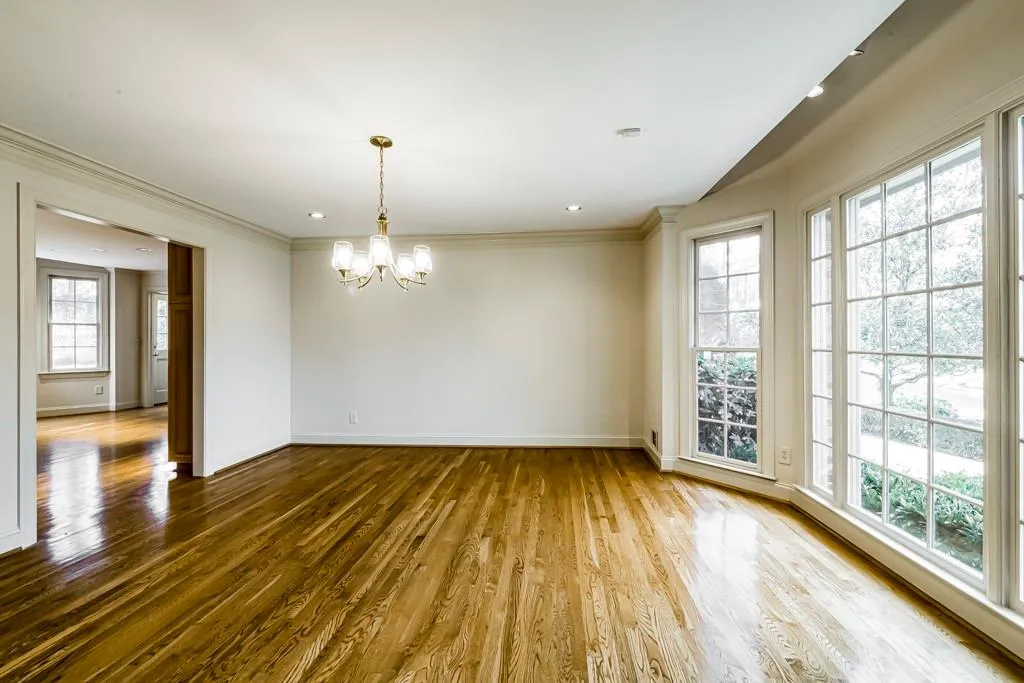 5475 E Idlewood Lane, Sandy Springs, Georgia 30327, 3 Bedrooms Bedrooms, ,3 BathroomsBathrooms,Residential,Sold,5475 E Idlewood Lane,6681000