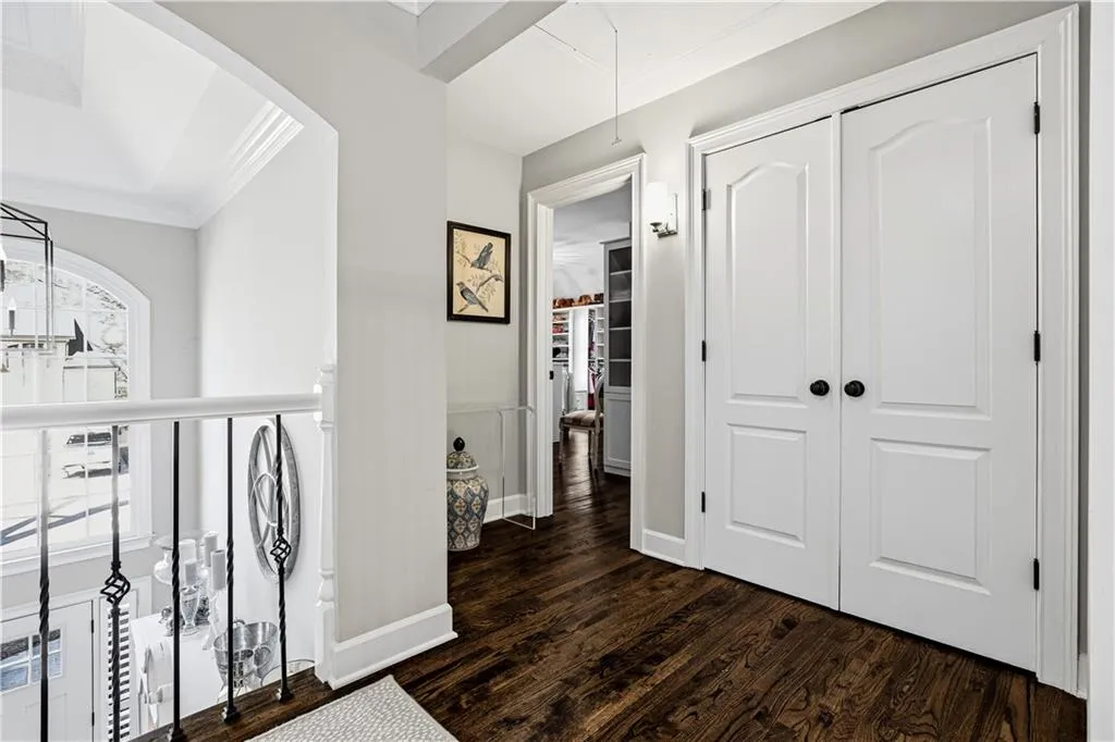215 Woodchase Ne, Atlanta, Georgia 30319, 4 Bedrooms Bedrooms, ,4 BathroomsBathrooms,Residential,Sold,215 Woodchase Ne,7705245