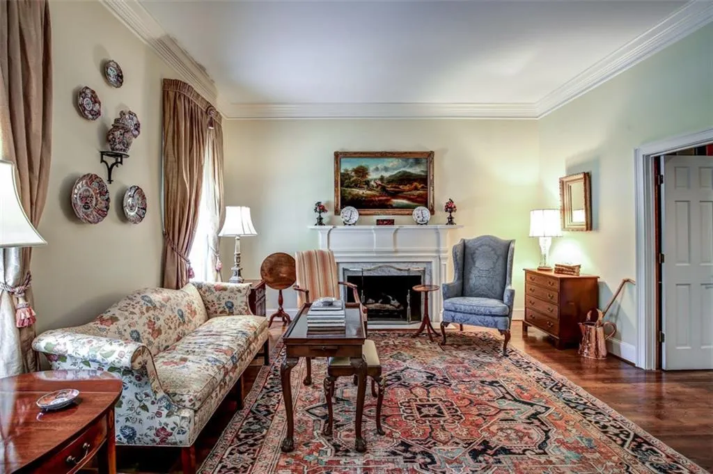 5 Albemarle Drive Nw, Atlanta, Georgia 30327, 5 Bedrooms Bedrooms, ,4 BathroomsBathrooms,Residential,Sold,5 Albemarle Drive Nw,5877509