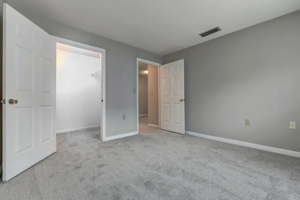 614 Granville Court, Sandy Springs, Georgia 30328, 2 Bedrooms Bedrooms, ,2 BathroomsBathrooms,Residential,Sold,614 Granville Court,6502433