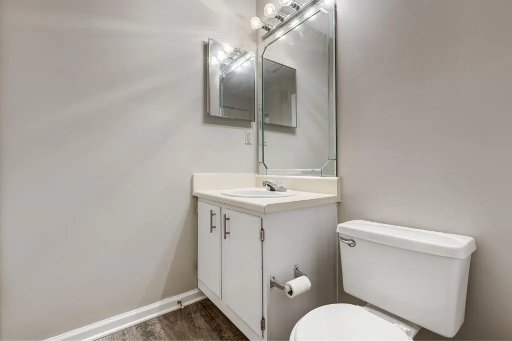 614 Granville Court, Sandy Springs, Georgia 30328, 2 Bedrooms Bedrooms, ,2 BathroomsBathrooms,Residential,Sold,614 Granville Court,6502433