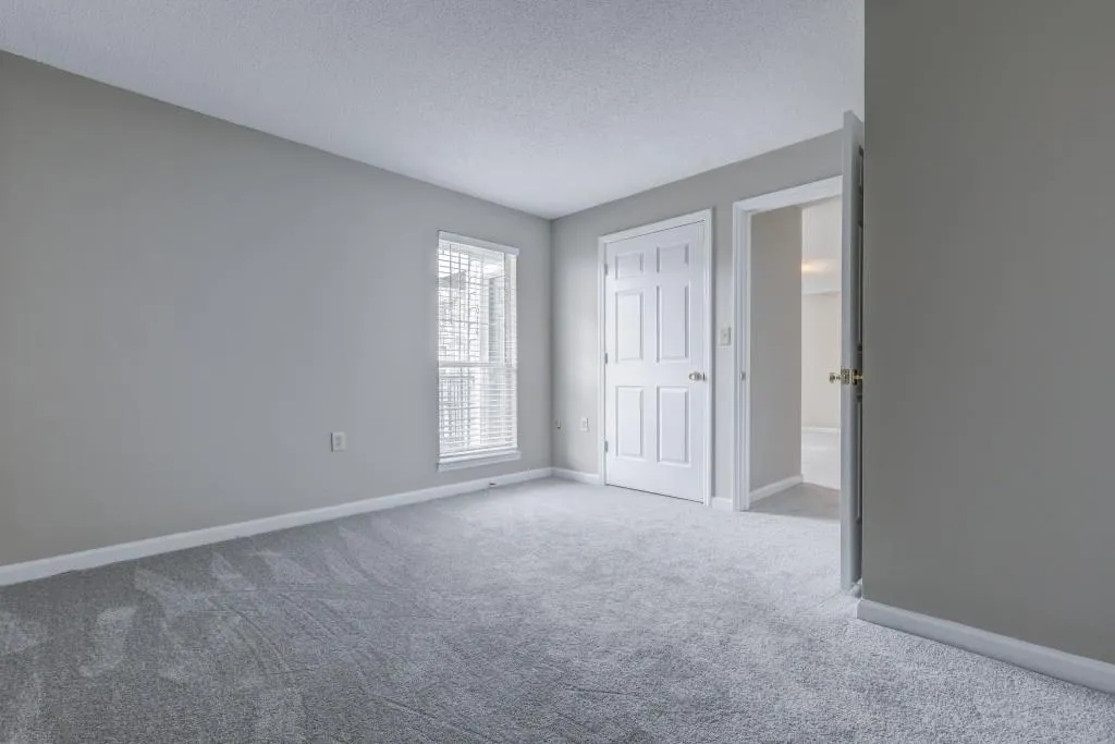 614 Granville Court, Sandy Springs, Georgia 30328, 2 Bedrooms Bedrooms, ,2 BathroomsBathrooms,Residential,Sold,614 Granville Court,6502433