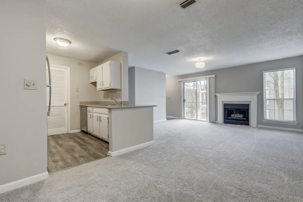 614 Granville Court, Sandy Springs, Georgia 30328, 2 Bedrooms Bedrooms, ,2 BathroomsBathrooms,Residential,Sold,614 Granville Court,6502433