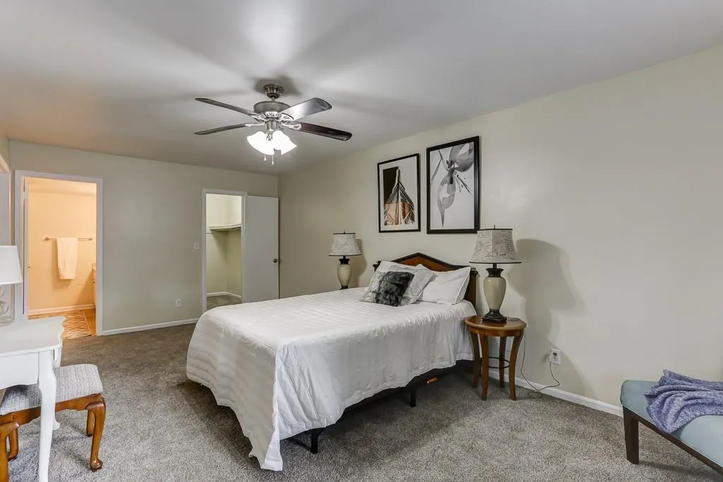 6851 Roswell Road Unit J6, Sandy Springs, Georgia 30328, 2 Bedrooms Bedrooms, ,2 BathroomsBathrooms,Residential,Sold,6851 Roswell Road Unit J6,6631997