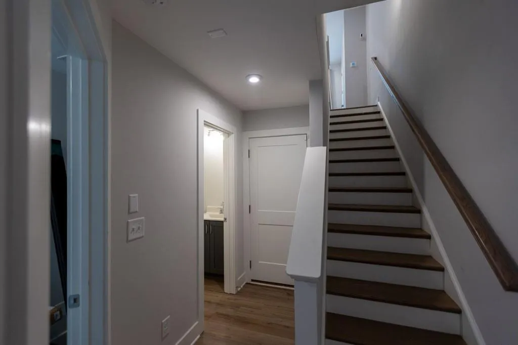 193 Chestnut Circle, Atlanta, Georgia 30342, 3 Bedrooms Bedrooms, ,3 BathroomsBathrooms,Residential,For Sale,193 Chestnut Circle,7663498