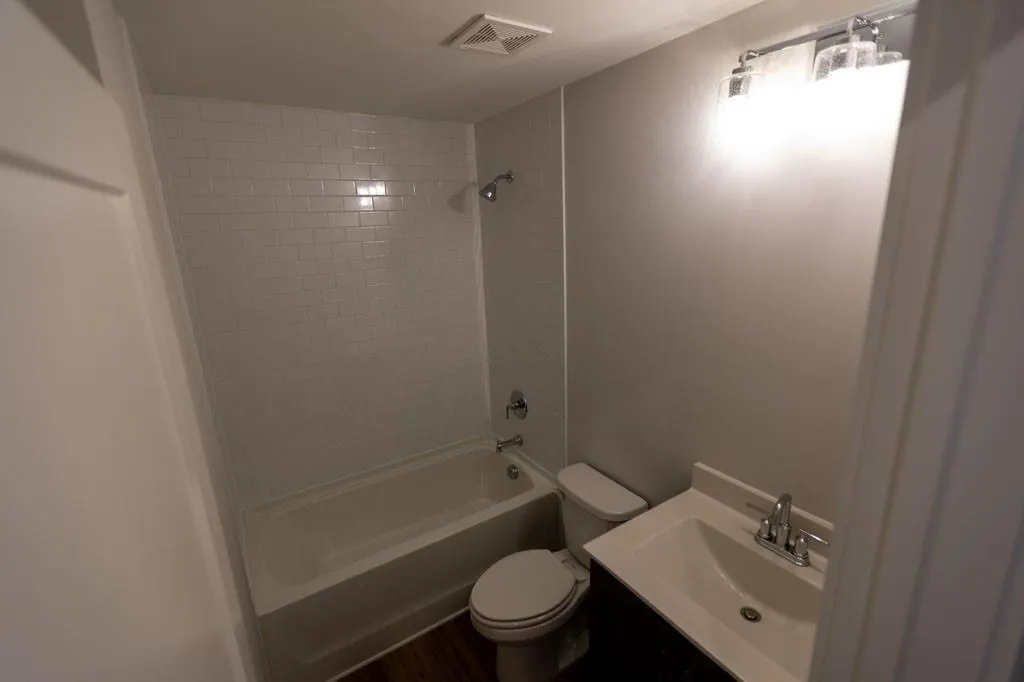 193 Chestnut Circle, Atlanta, Georgia 30342, 3 Bedrooms Bedrooms, ,3 BathroomsBathrooms,Residential,For Sale,193 Chestnut Circle,7663498