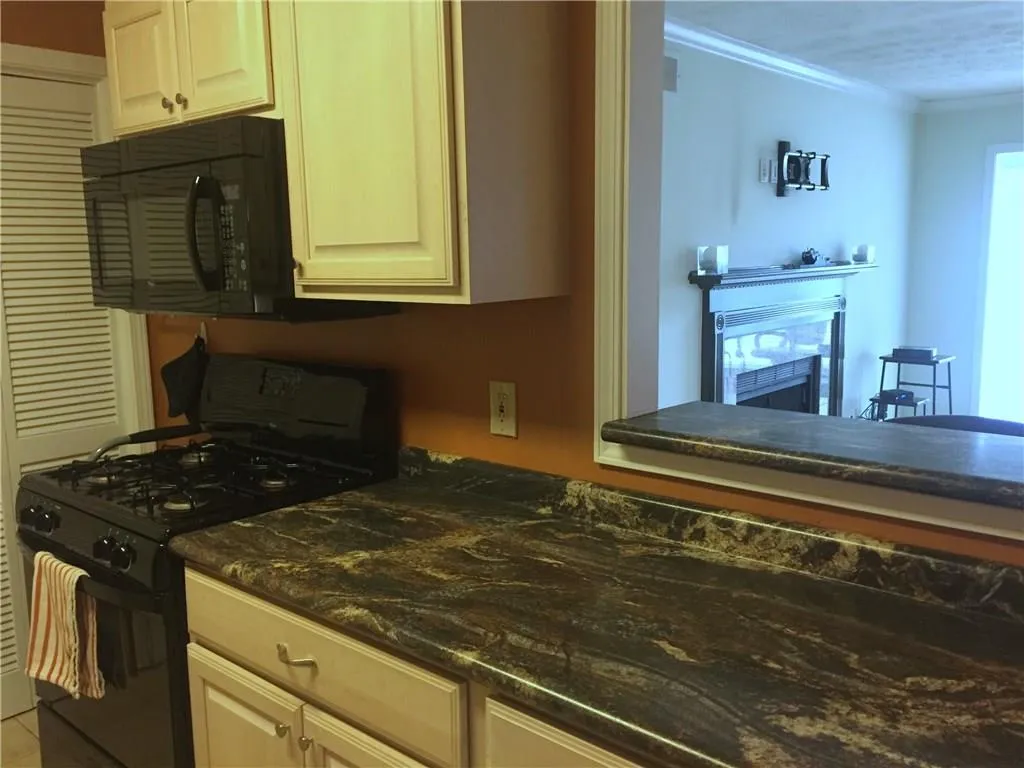 905 Gettysburg Place Unit 905, Sandy Springs, Georgia 30350, 2 Bedrooms Bedrooms, ,2 BathroomsBathrooms,Residential,Sold,905 Gettysburg Place Unit 905,5822776