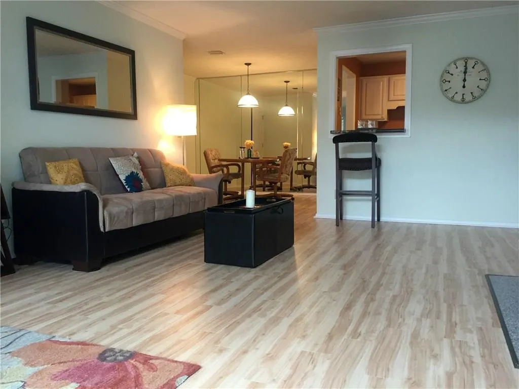 905 Gettysburg Place Unit 905, Sandy Springs, Georgia 30350, 2 Bedrooms Bedrooms, ,2 BathroomsBathrooms,Residential,Sold,905 Gettysburg Place Unit 905,5822776