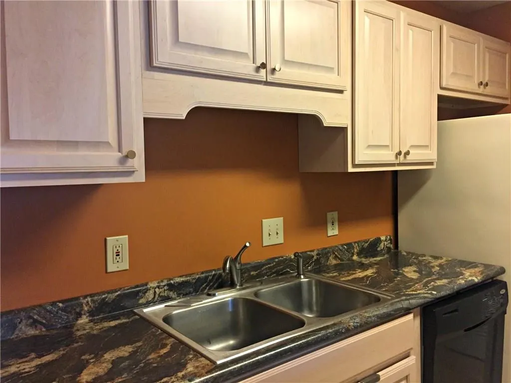 905 Gettysburg Place Unit 905, Sandy Springs, Georgia 30350, 2 Bedrooms Bedrooms, ,2 BathroomsBathrooms,Residential,Sold,905 Gettysburg Place Unit 905,5822776