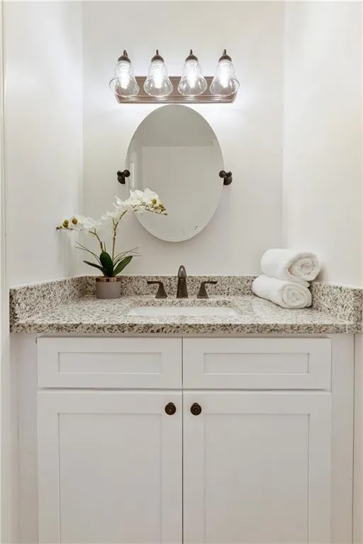 6140 Heards Creek Drive, Sandy Springs, Georgia 30328, 4 Bedrooms Bedrooms, ,3 BathroomsBathrooms,Residential,Sold,6140 Heards Creek Drive,6799569