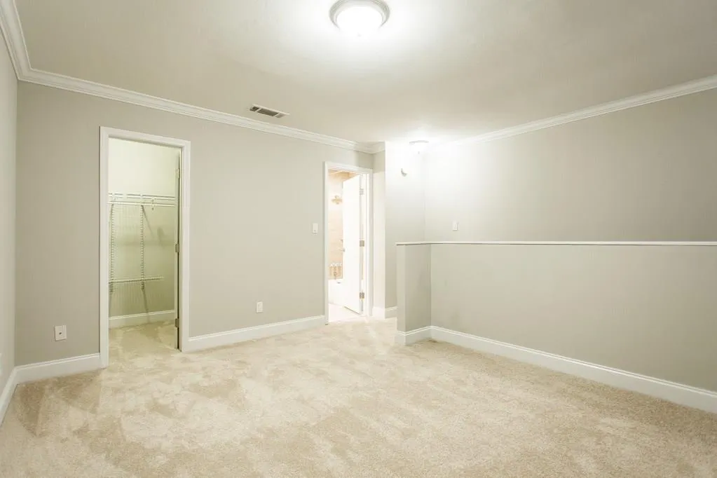 6980 Roswell Road Unit L1, Sandy Springs, Georgia 30328, 1 Bedroom Bedrooms, ,1 BathroomBathrooms,Residential,Sold,6980 Roswell Road Unit L1,6027190