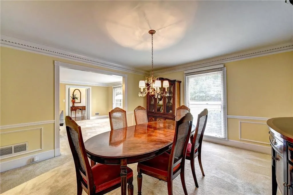 7520 Mount Vernon Road, Sandy Springs, Georgia 30350, 5 Bedrooms Bedrooms, ,3 BathroomsBathrooms,Residential,Sold,7520 Mount Vernon Road,6091039