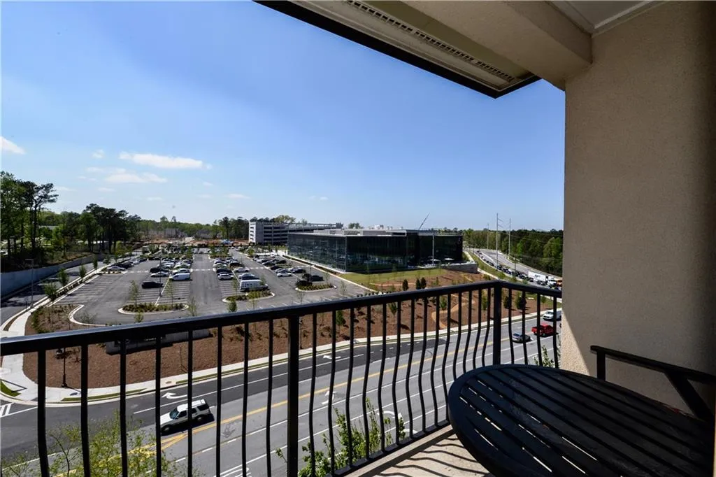 901 Abernathy Road Unit 6200, Atlanta, Georgia 30328, 2 Bedrooms Bedrooms, ,2 BathroomsBathrooms,Residential,Sold,901 Abernathy Road Unit 6200,5999056