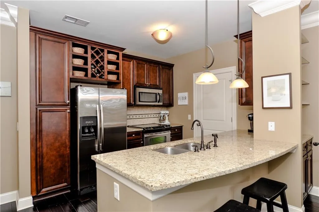 901 Abernathy Road Unit 6200, Atlanta, Georgia 30328, 2 Bedrooms Bedrooms, ,2 BathroomsBathrooms,Residential,Sold,901 Abernathy Road Unit 6200,5999056