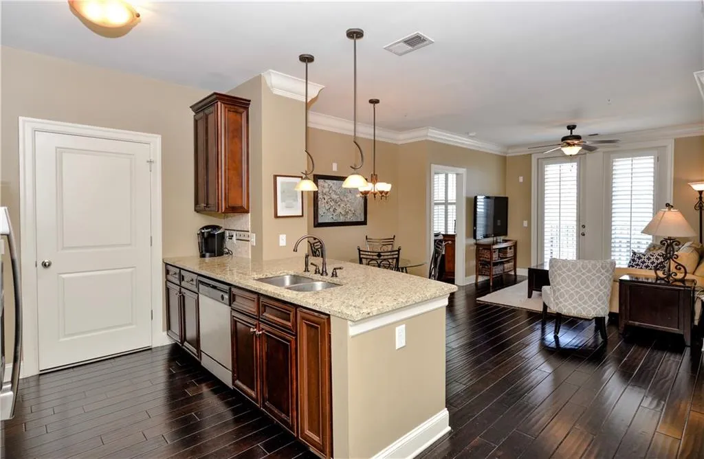 901 Abernathy Road Unit 6200, Atlanta, Georgia 30328, 2 Bedrooms Bedrooms, ,2 BathroomsBathrooms,Residential,Sold,901 Abernathy Road Unit 6200,5999056
