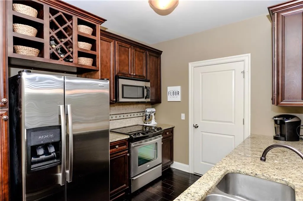 901 Abernathy Road Unit 6200, Atlanta, Georgia 30328, 2 Bedrooms Bedrooms, ,2 BathroomsBathrooms,Residential,Sold,901 Abernathy Road Unit 6200,5999056