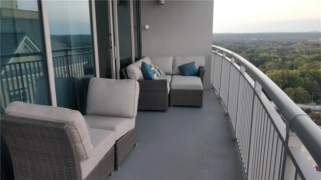 3338 Peachtree Road Ne Unit 2505, Atlanta, Georgia 30326, 3 Bedrooms Bedrooms, ,2 BathroomsBathrooms,Residential,For Sale,3338 Peachtree Road Ne Unit 2505,7635180
