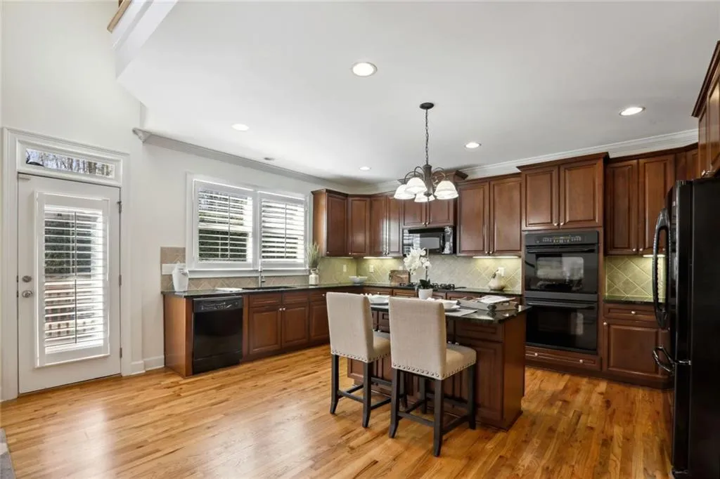 520 Trowbrook Road, Atlanta, Georgia 30350, 4 Bedrooms Bedrooms, ,3 BathroomsBathrooms,Residential,Sold,520 Trowbrook Road,7188409