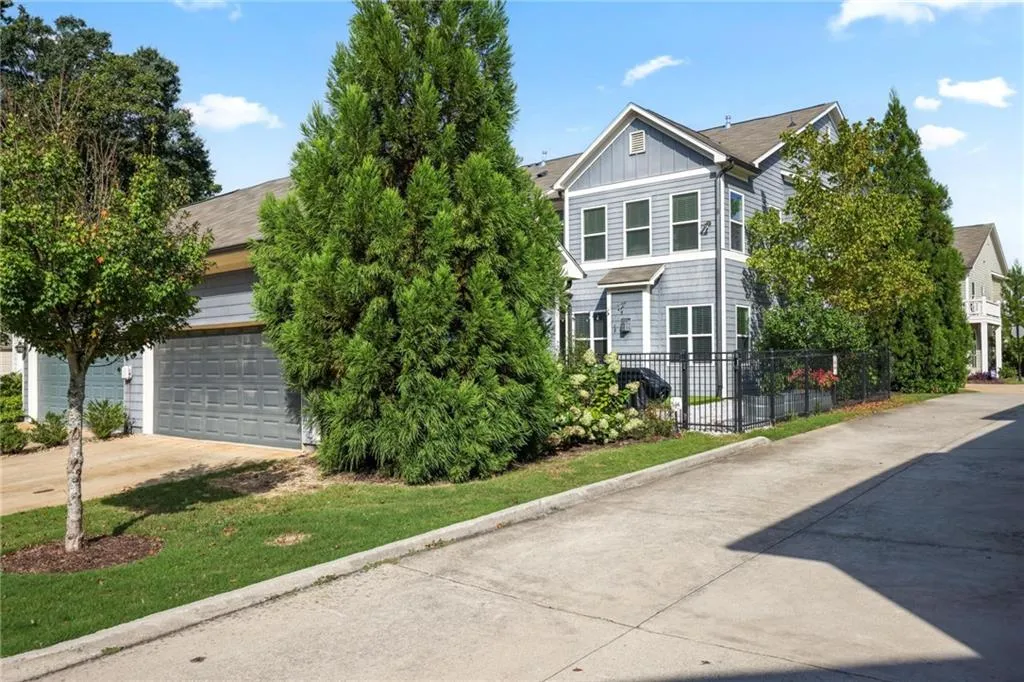 887 Proctor Oaks Street Nw, Atlanta, Georgia 30318, 4 Bedrooms Bedrooms, ,3 BathroomsBathrooms,Residential,For Sale,887 Proctor Oaks Street Nw,7650588
