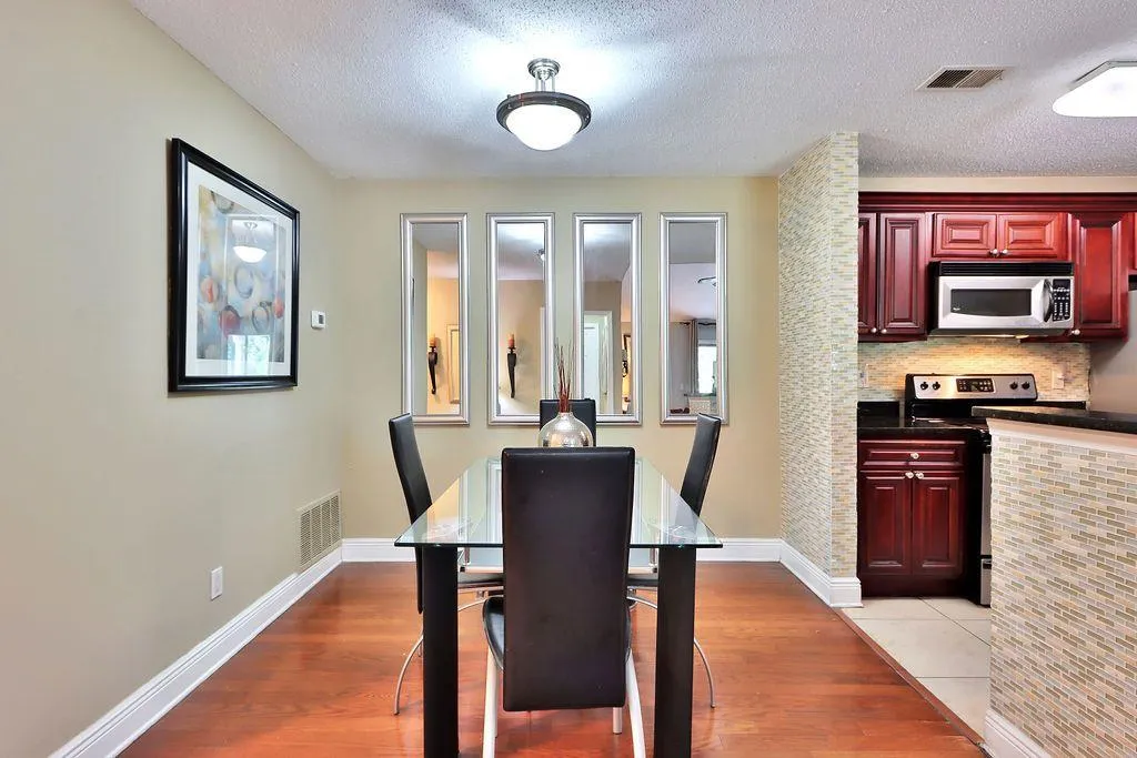 5306 Santa Fe Parkway, Sandy Springs, Georgia 30350, 2 Bedrooms Bedrooms, ,2 BathroomsBathrooms,Residential,Sold,5306 Santa Fe Parkway,7100250